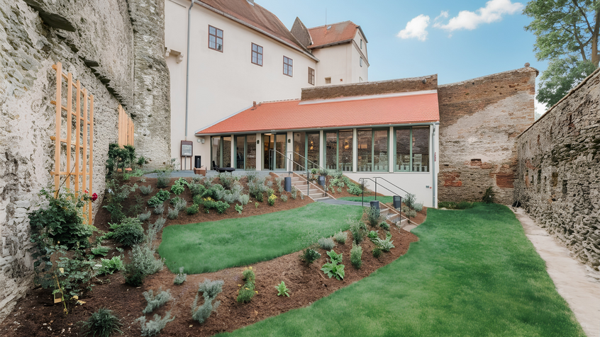 Garden in the inner courtyard of Schlaining Castle.