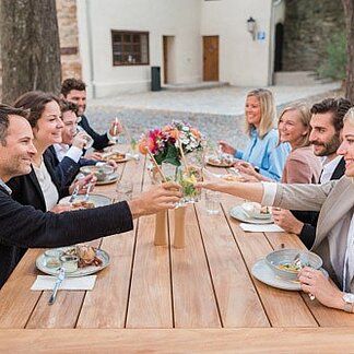 Seminar participants at the end of the seminar in the restaurant das Kranich.