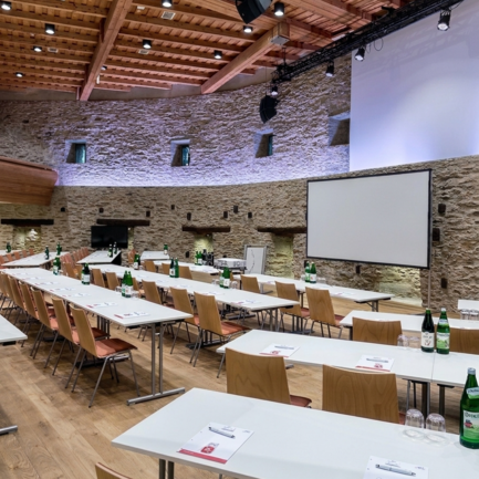 A view inside the Granarium during a seminar.