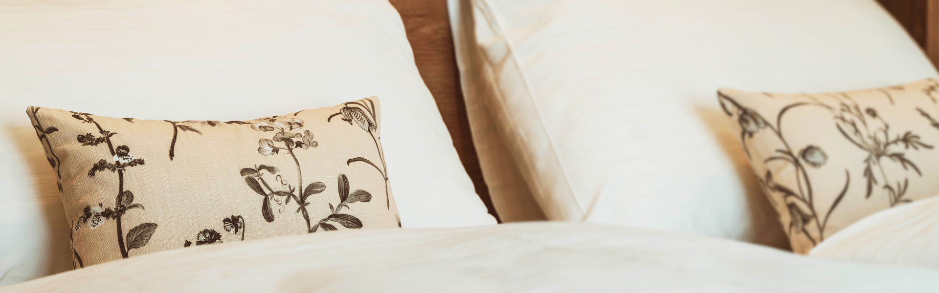 Close-up of a pillow in a room at Burghotel Schlaining