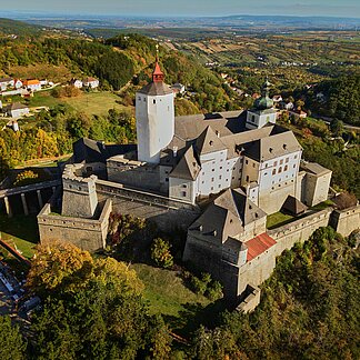 View of Forchtenstein Castle (c) Burgenland Tourismus | MotionManager - Hackl.