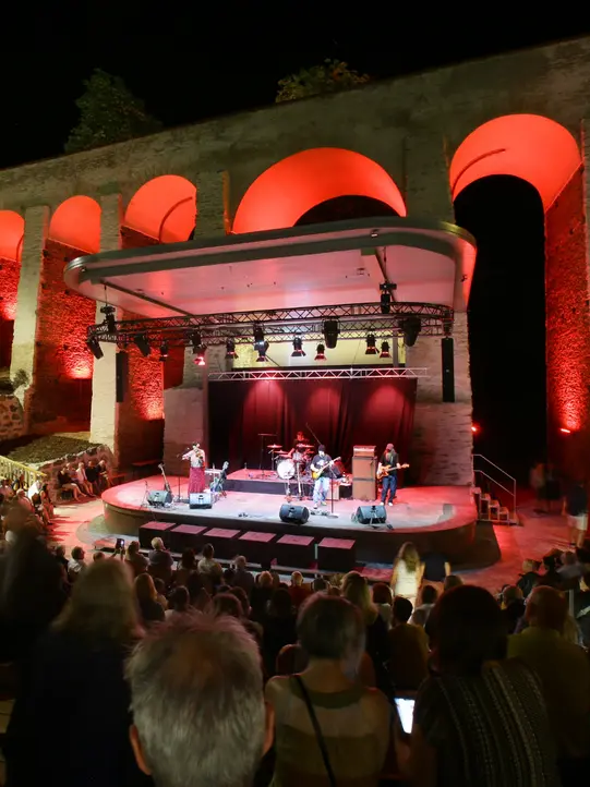 Concert in the castle arena of Schlaining Castle.